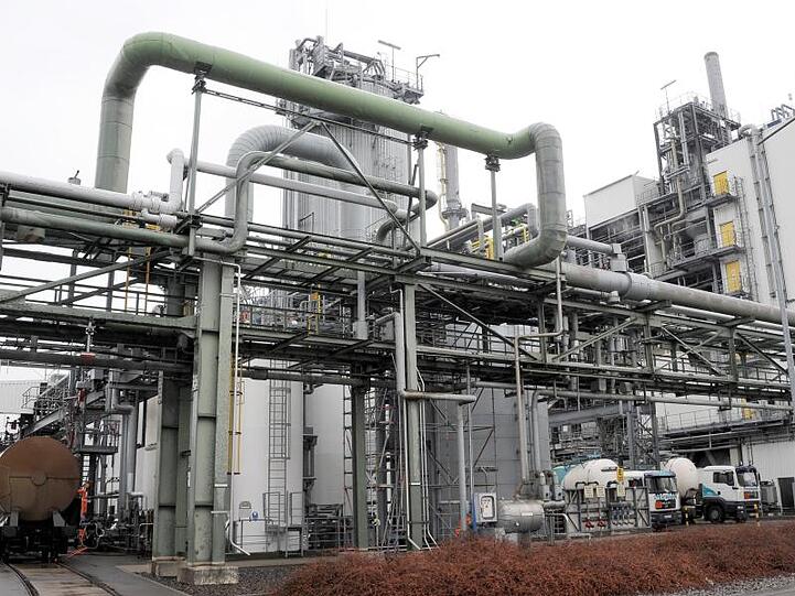 Eine Anlage der BASF Schwarzheide GmbH.