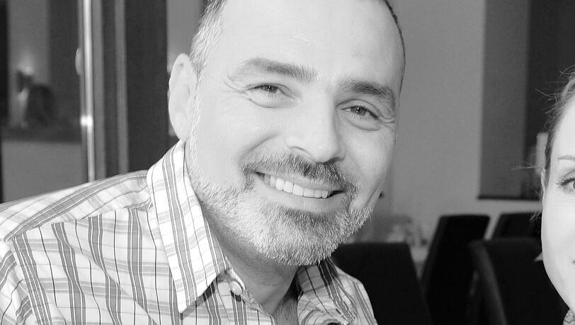 Giovanni Arvaneh ist tot. Der Schauspieler, bekannt aus "Marienhof", erlag am 14. Mai einem schweren Krebsleiden.