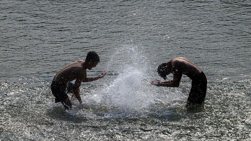 Es wird wieder sommerlich heiß im Freistaat. (Symbolbild) Es wird wieder sommerlich heiß im Freistaat. (Symbolbild)