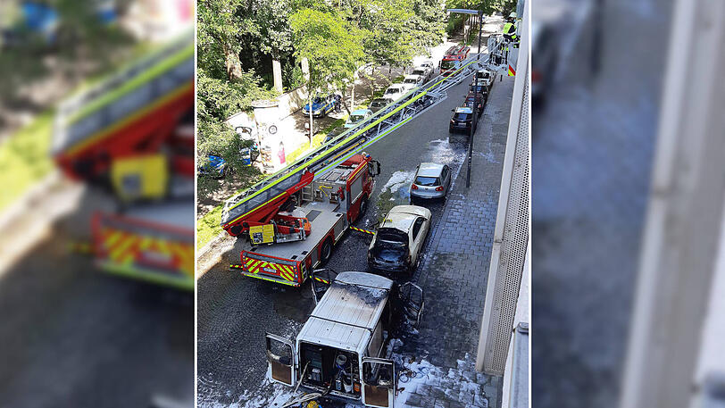 Die Feuerwehr musste nach dem Löschen der beiden Autos mehrere Wohnungen kontrollieren.