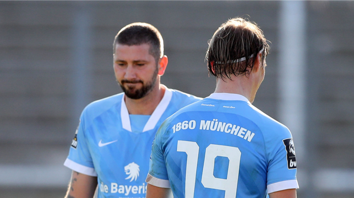 Das war nix, Löwen! Neben Coach Köllner haderten vor allem Sascha Mölders (l.) und Martin Pusic mit den vergebenen Chancen.
