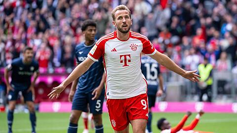 Harry Kane von München jubelt über sein Tor.