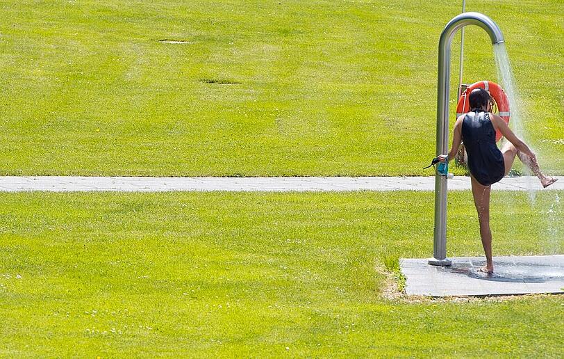 Glücklich, wer tagsüber Zeit fürs Freibad hat: Im Schyrenbad ist es am Montagvormittag schön leer, und dass bei diesem Kaiserwetter...