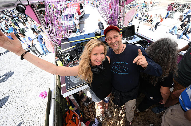 Schauspieler Michel Guillaume (58) und seine Frau Georgia (49) sind nach 18 gemeinsamen Jahren getrennt.