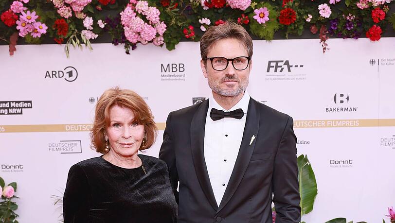 Senta Berger und ihr Sohn Simon Verhoeven Senta Berger und ihr Sohn Simon Verhoeven