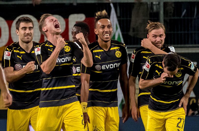 Die Dortmunder übernehmen mit dem 5:1 gegen Wolfsburg zumindest für eine Nacht die Tabellenspitze.