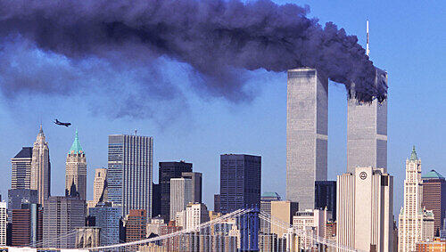 Das Werk von Al-Kaida: der Anschlag auf das World Trade Center am 11. September 2001 Das Werk von Al-Kaida: der Anschlag auf das World Trade Center am 11. September 2001