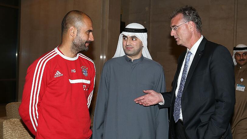 Der Empfang der Bayern-Stars in Kuwait. Der Empfang der Bayern-Stars in Kuwait.