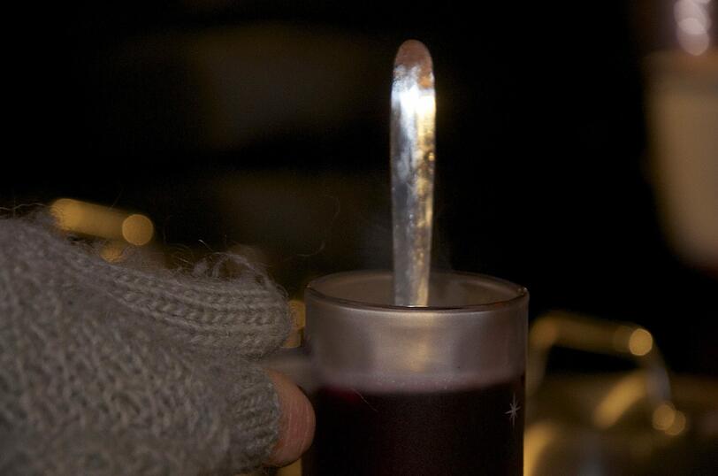 Alles außer Glühwein: AZ-Reporter Tim Wessling beim XXL-Test der Münchner Christkindlmärkte.