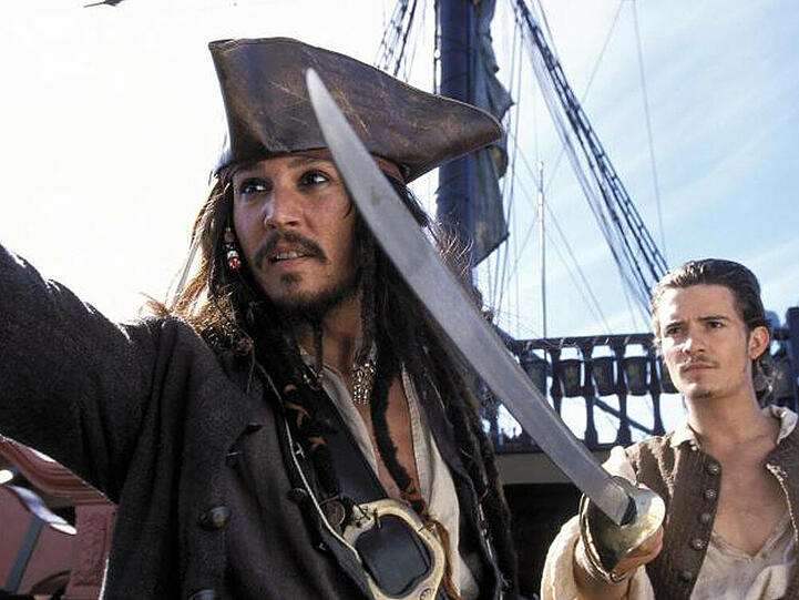 "Fluch der Karibik": Will (Orlando Bloom, r.) und Jack Sparrow (Johnny Depp, l.) nehmen die Verfolgung der "Black Pearl" auf