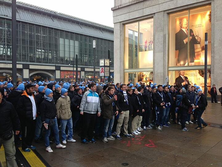 Löwen-Fans in Berlin - Die Bilder