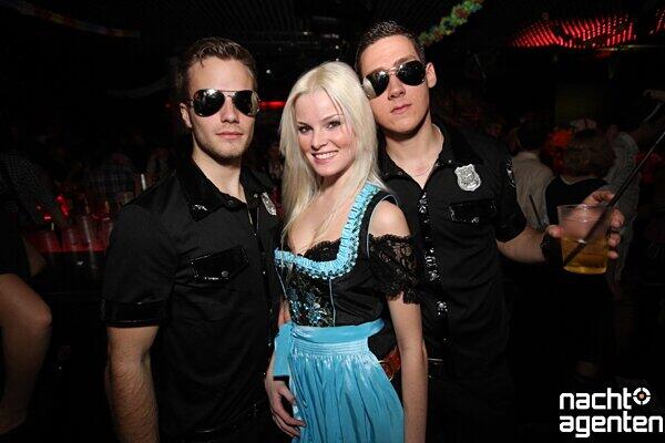 Heimatabend Fasching im 8Below.