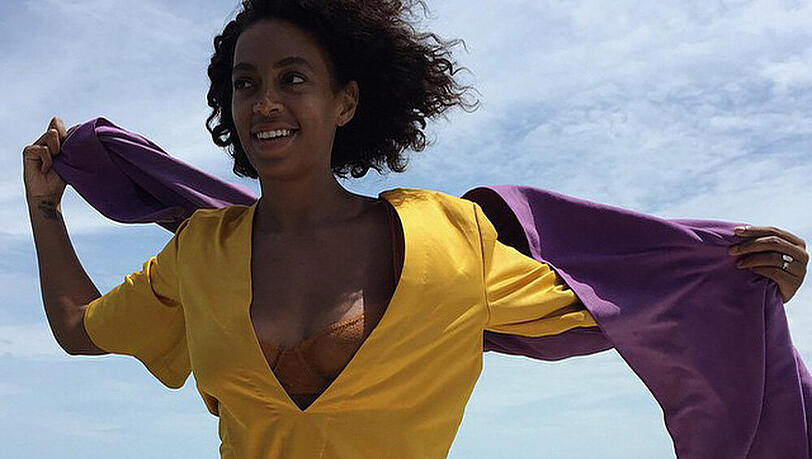 Da ging es ihr offensichtlich besser: Solange Knowles in den Flitterwochen nach der Horror-Hochzeit Da ging es ihr offensichtlich besser: Solange Knowles in den Flitterwochen nach der Horror-Hochzeit
