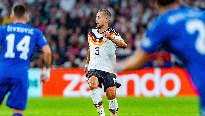 Gegen Serbien in der Startelf: Dortmunds Waldemar Anton. Gegen Serbien in der Startelf: Dortmunds Waldemar Anton.
