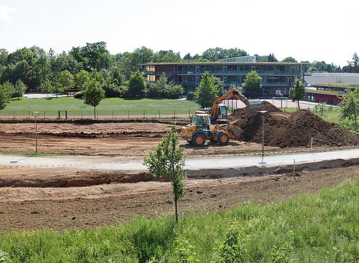 Hier entsteht ein neuer Rodelhügel für die Gartenstadt Trudering.