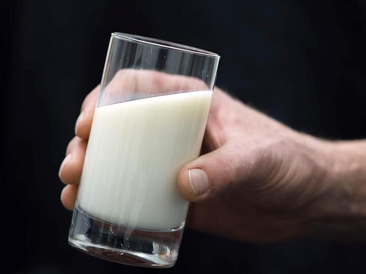 In Deutschland wird weniger Milch getrunken.