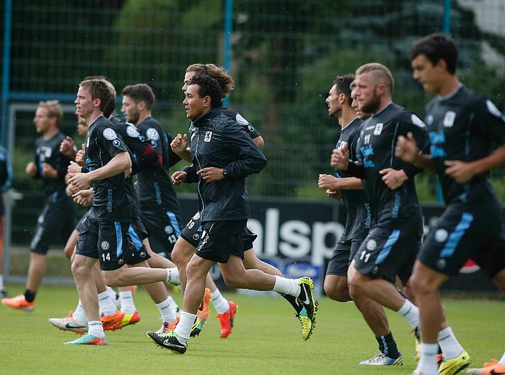 Ricardo Moniz packt an: Bilder von der ersten Trainingseinheit unter dem neuen Trainer.