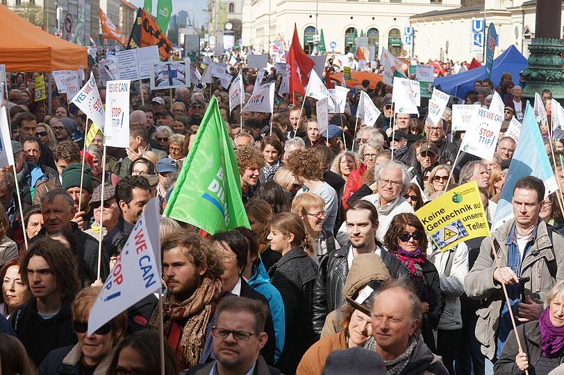 Weitere Bilder der Demonstration gegen das Freinhandelsabkommen TTIP aus München.