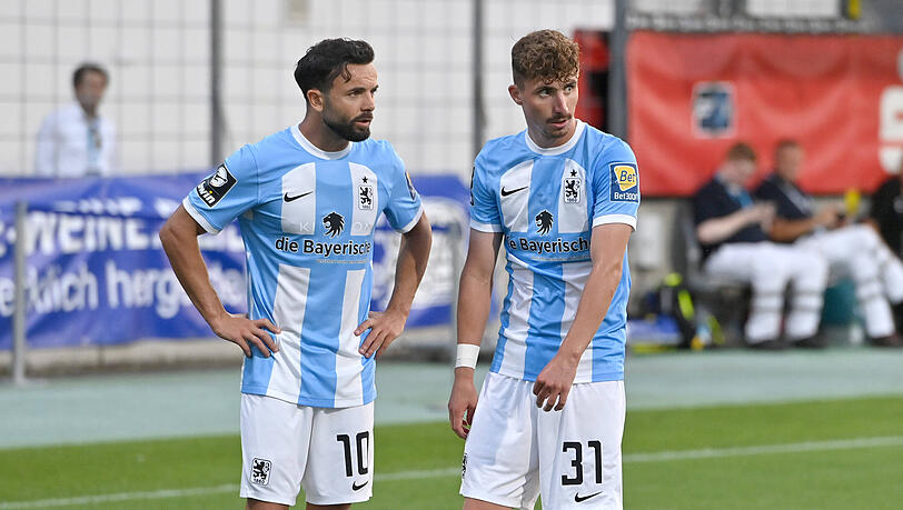 Albion Vrenezi (li.) sollte für Tempo sorgen, Niklas Tarnat (gemeinsam mit Marlon Frey) das Spiel des TSV 1860 ordnen: Ein Matchplan, der in Sandhausen gehörig schieflief.