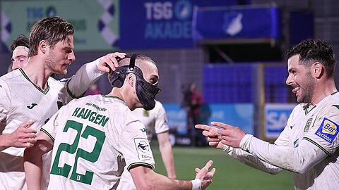 Hatten Grund zur Freunde: Maskenmann Sigurd Haugen und Kevin Volland.