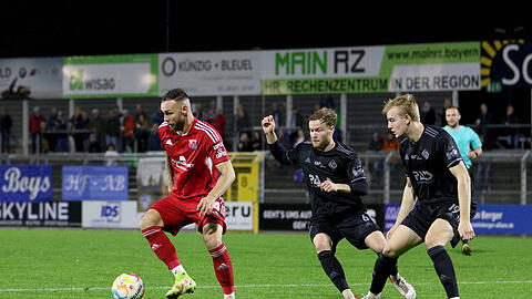 Unterhaching feiert in Aschaffenburg den sechsten Sieg in Folge.