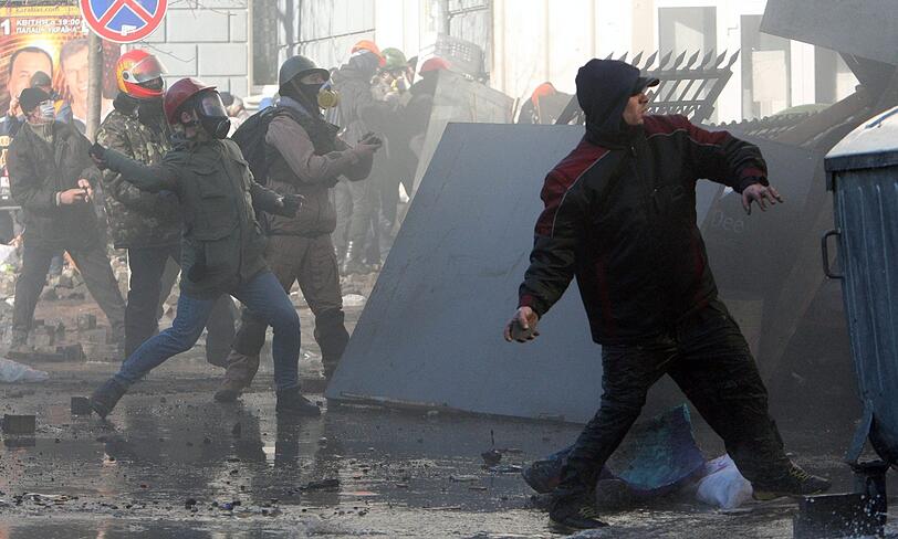 Blut, Feuer, Gewalt: Die Situation in Kiew ist in der Nacht weiter eskaliert. Die Bilder aus der Ukraine.