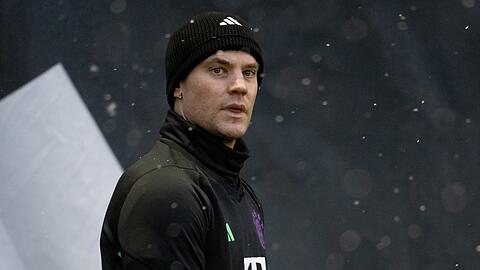 Andere Keeper-Legenden wie Dino Zoff oder Gigi Buffon haben es vorgemacht: Manuel Neuer könnte auch mit 40 noch im Tor stehen, sagt AZ-Kolumnist Jean-Marie Pfaff..