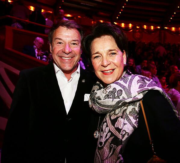 Patrick Lindner mit Gerda Steiner.