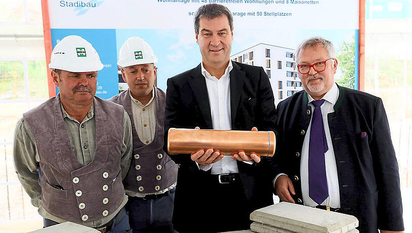Markus Söder bei der Grundsteinlegung für den Staatsbedienstetenwohnungsbau im Prinz-Eugen-Park. Markus Söder bei der Grundsteinlegung für den Staatsbedienstetenwohnungsbau im Prinz-Eugen-Park.