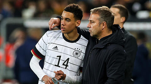 Auch Youngster Jamal Musiala könnte den Bayern viel Geld einbringen. (Archivbild)