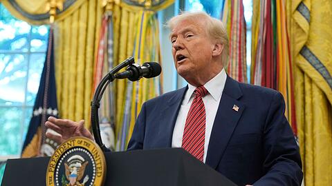 Schiebt Trump Migranten bald nach Libyen ab?