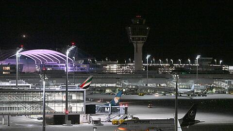 Am Flughafen M&uuml;nchen werden in den Sommerferien &uuml;ber sechs Millionen Reisende erwartet. (Archivbild)