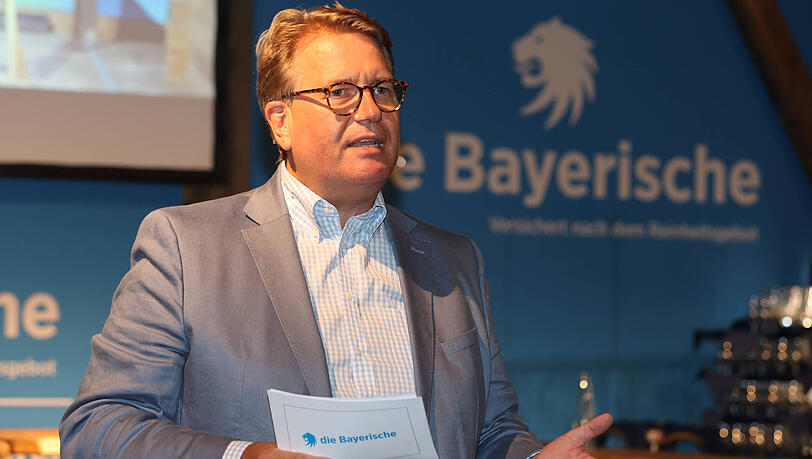 -Bringt-uns-keinen-Zentimeter-weiter-Gr-fer-kritisiert-1860-Pr-sident-Mang-wegen-Bayern-Scharm-tzel