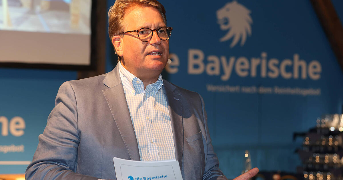 -Bringt-uns-keinen-Zentimeter-weiter-Gr-fer-attackiert-Stadion-Debatte-Mang-kontert-sofort