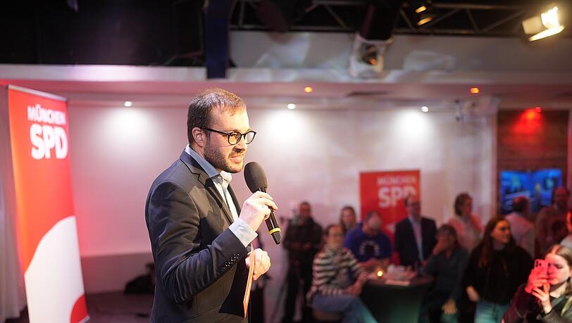 SPD-Chef Christian K&ouml;ning bei der SPD-Wahlparty am Oberanger.