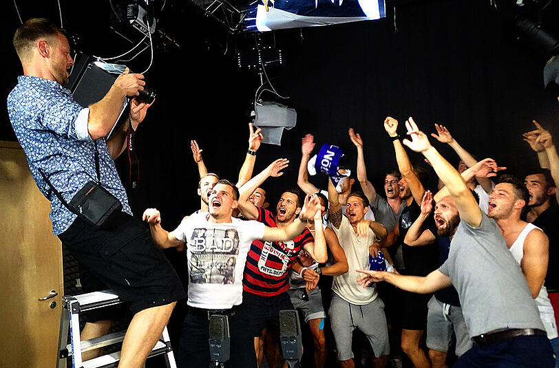 Wenig Chancen und trotzdem Riesen-Sache: Der FC Nöttingen hat voller Vorfreude auf das Duell mit dem FC Bayern einen Pokal-Song produziert.