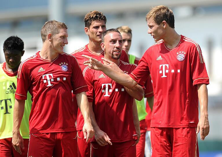 Die Spieler im Gespräch.