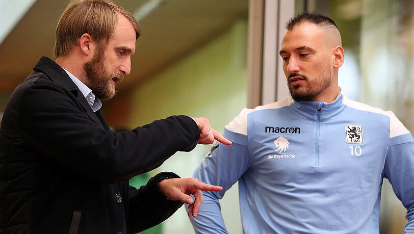 Der Trainer und sein verlängerter Arm: Daniel Bierofka (l.) und Timo Gebhart. Der Trainer und sein verlängerter Arm: Daniel Bierofka (l.) und Timo Gebhart.