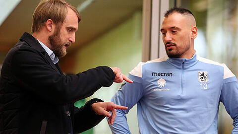 Der Trainer und sein verlängerter Arm: Daniel Bierofka (l.) und Timo Gebhart.