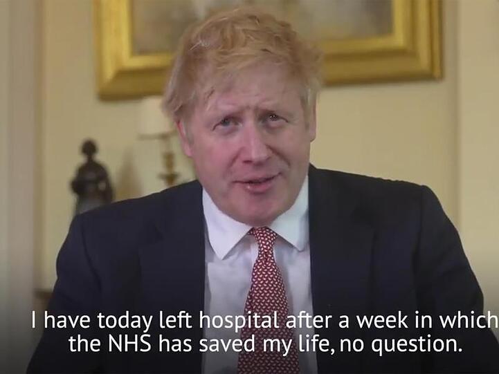 Boris Johnson bedankt sich auf Twitter bei den Mitarbeitern des britischen nationalen Gesundheitsdienstes.