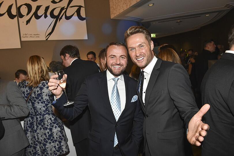 Star-Friseur Peter Gabor Safarik und Nico Schwanz