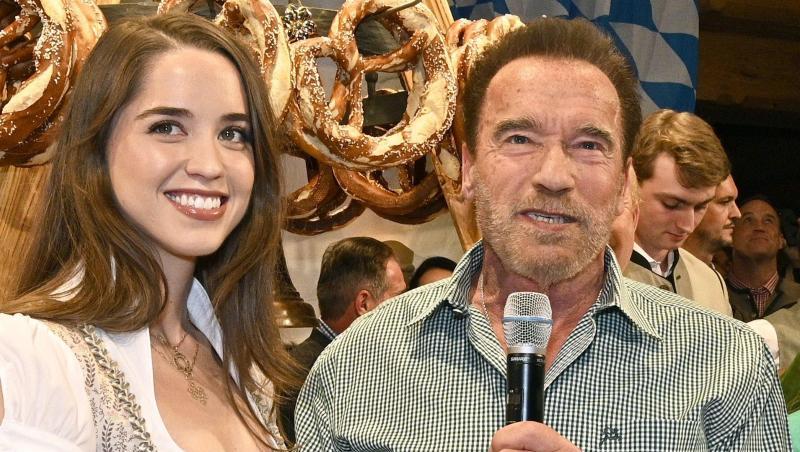 Arnold Schwarzenegger und seine Tochter Christina bei der Weißwurstparty im Stanglwirt 2020 in Kitzbühel. Arnold Schwarzenegger und seine Tochter Christina bei der Weißwurstparty im Stanglwirt 2020 in Kitzbühel.