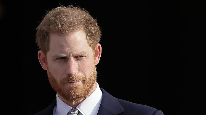 Prinz Harry packt in seinen Memoiren über die britischen Royals aus.