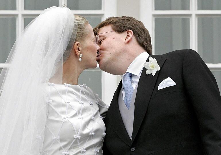 Im April 2004 heiratet Prinz Friso seine Frau Mabel in der Oude Kerk im niederländischen Delft.