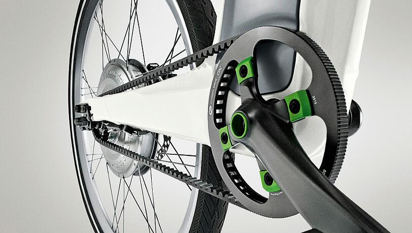 Neuheit auf der ISPO Bike: Statt der üblichen Fahrradkette führt der Zahnriemen aus hochfester Carbonfaser zuverlässig ans Ziel. Neuheit auf der ISPO Bike: Statt der üblichen Fahrradkette führt der Zahnriemen aus hochfester Carbonfaser zuverlässig ans Ziel.