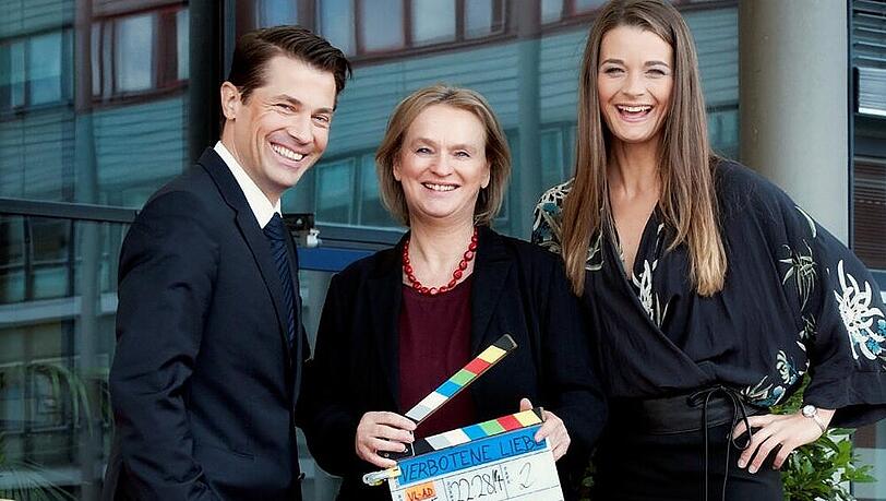 Elke Heidenreich (M.) mit den Serienstars Wolfram Grandeszka und Franziska Kruse Elke Heidenreich (M.) mit den Serienstars Wolfram Grandeszka und Franziska Kruse