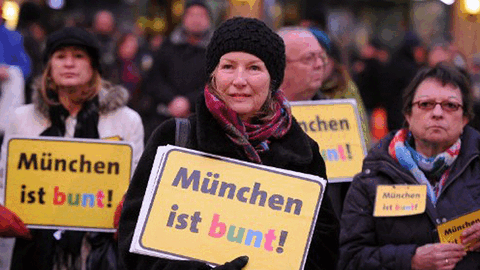 Die "München ist bunt"-Kundgebung am vergangenen Montag: Rund 20.000 Teilnehmer demonstrierten für ein tolerantes und weltoffenes München.