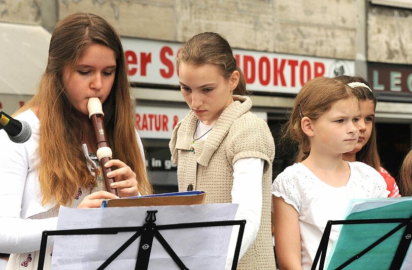 Das Straßenfest in der Augustenstraße: Die schönsten Bilder.