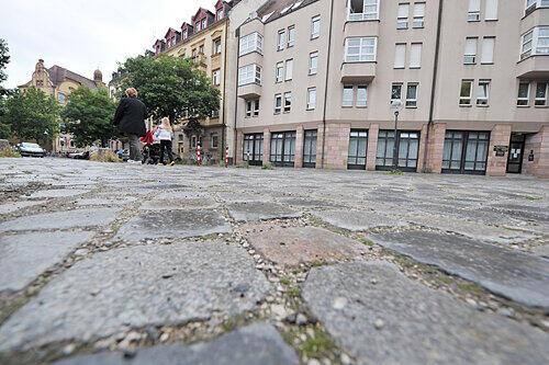 Tristesse pur: Der marode Leonhardsplatz taugt in seinem momentanen Zustand weder als Ruhezone noch als Geschäftszentrum.