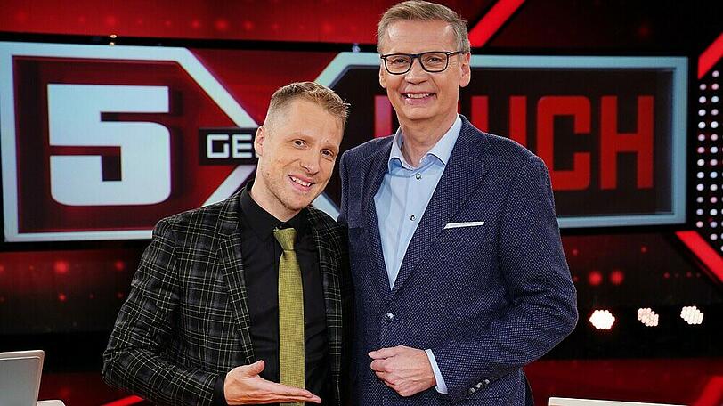 In "5 gegen Jauch" wiedervereint: Oliver Pocher (li.) und Günther Jauch